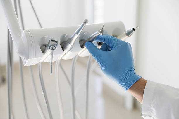 Professional Emergency Dentist technician working in San Dimas, CA